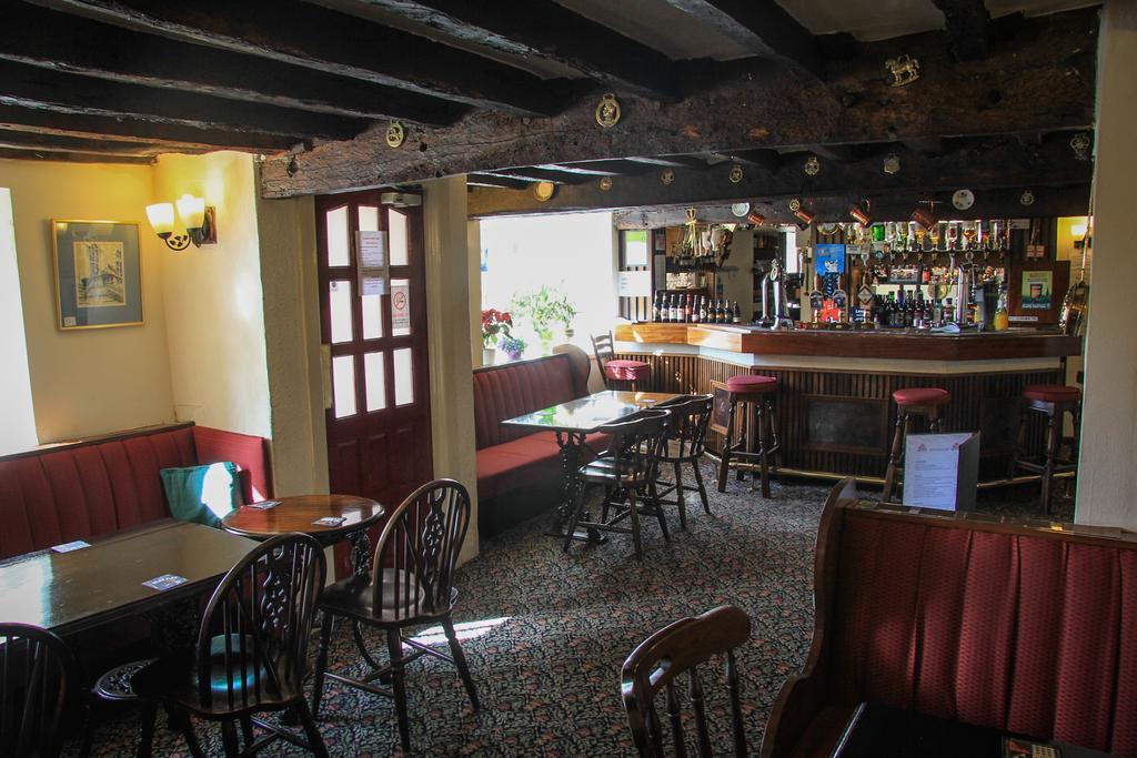 Hotel The Red Lion Lowick Green Exterior foto